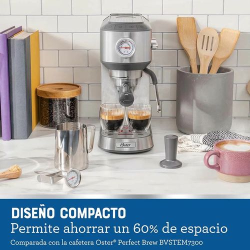 Cafetera De Espresso Oster Compacta Bvstem7200 Accesorios