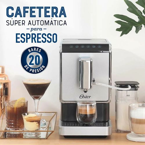 Cafetera Oster Super Automatica Espresso 8100